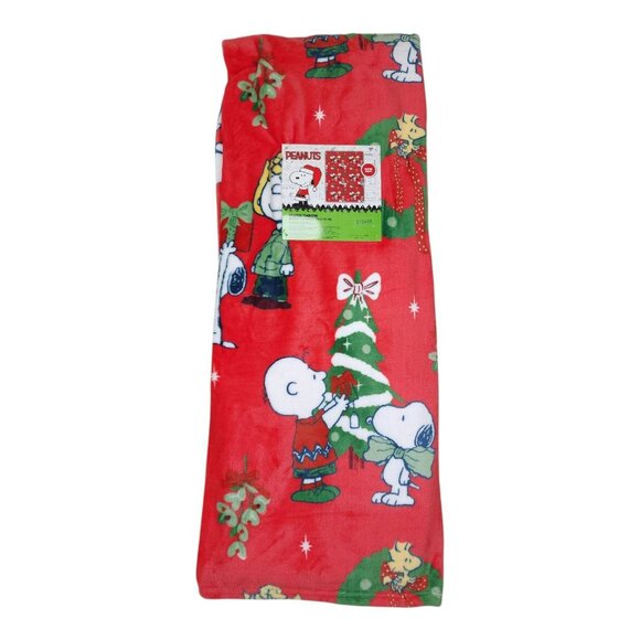 Peanuts Christmas Snoopy & Charlie Brown Plush Throw Blanket 50" X 70" Super Sof - Picture 6 of 8